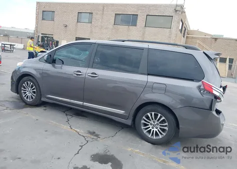 2018 Toyota Sienna Xle 8 Passenger z USA, uszkodzony, nr VIN 5TDYZ3DC4JS901059